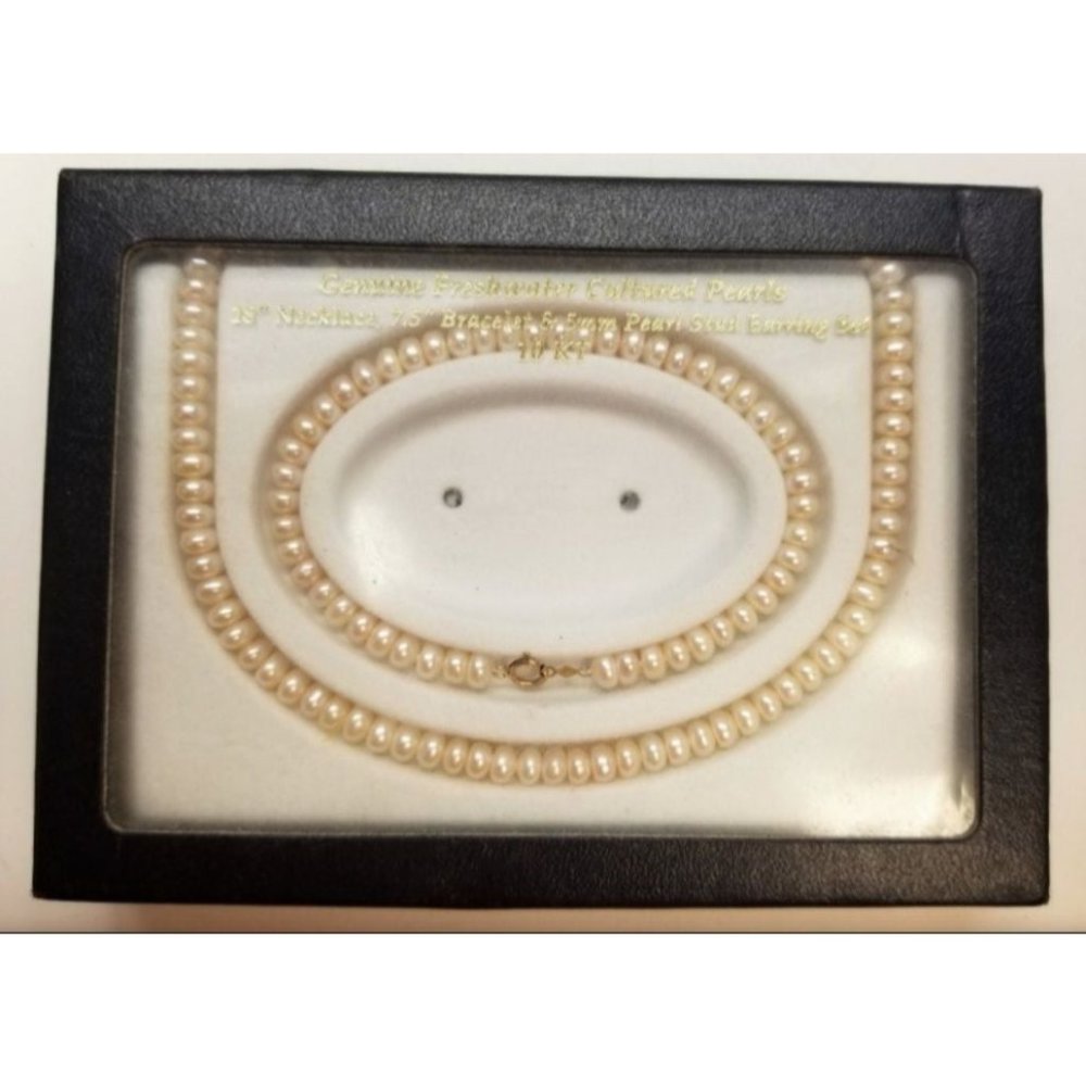 10kt Freshwater Cultured Pearl Set